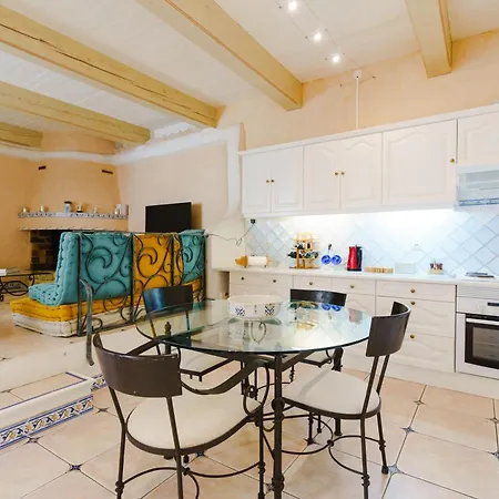 Unique Wine House With Private Pool, Ac, Courtyard Lespignan